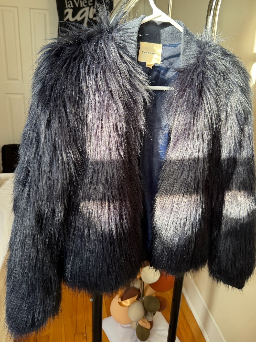 silence + noise Faux Fur Teddy Jacket in Blue Navy/Black
